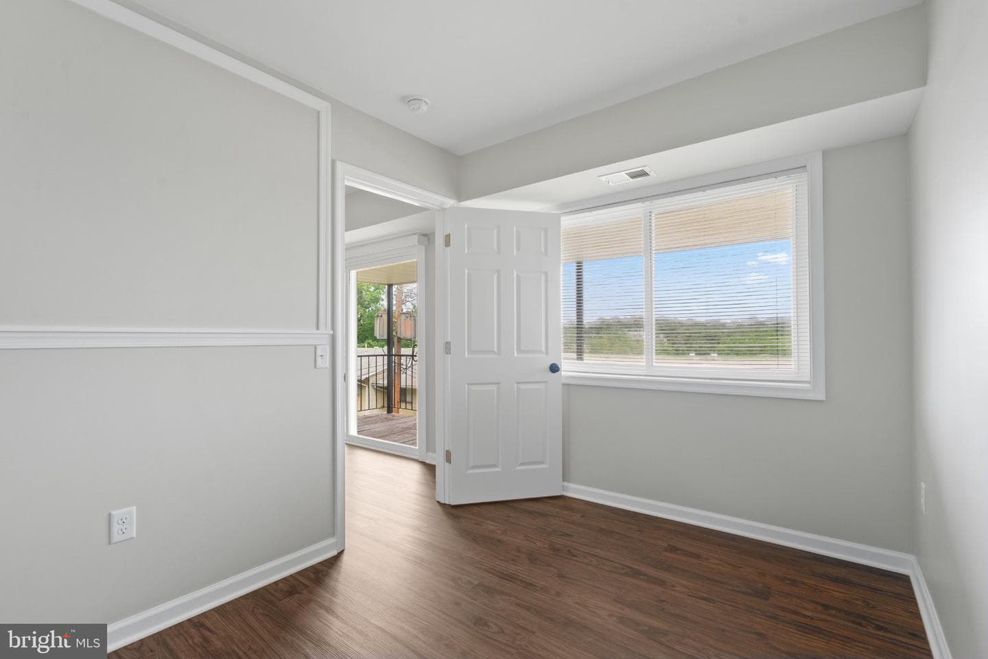 5402 85th Avenue #202 photo 22