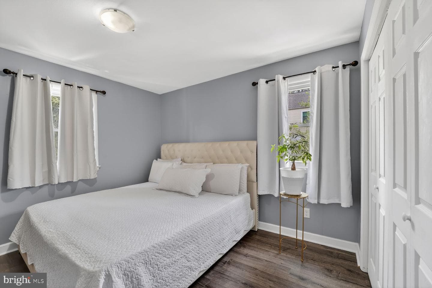 401 70th Street photo 11