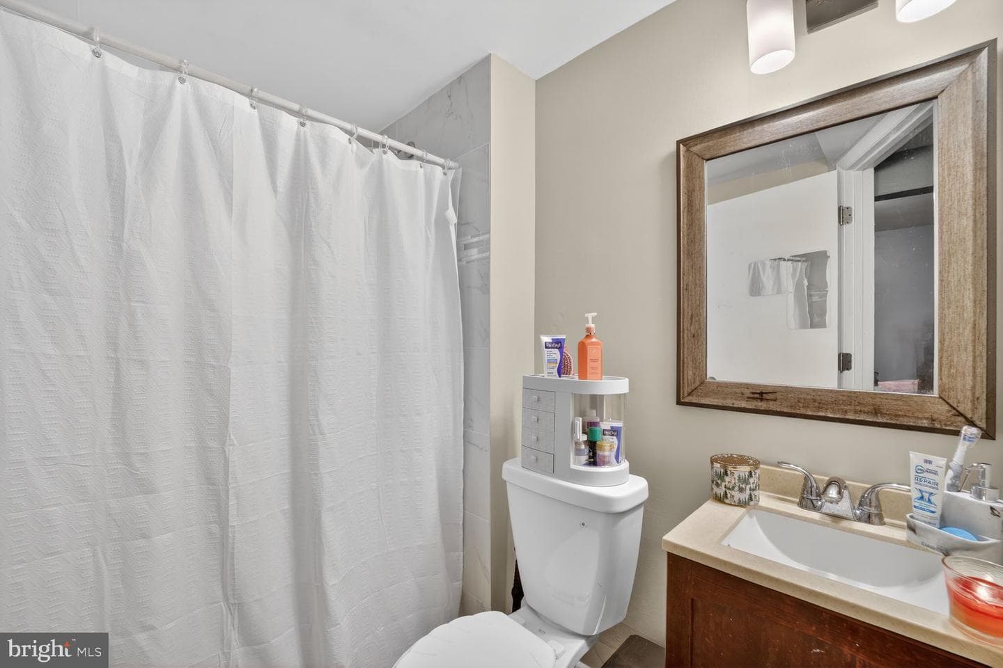 401 70th Street photo 16