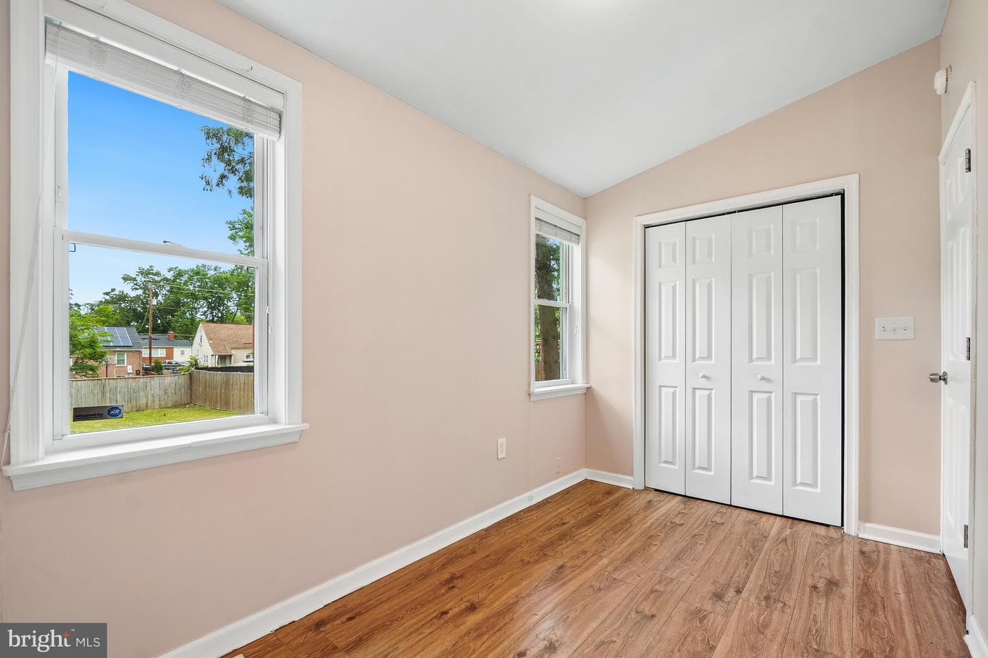6208 Elmhurst Street photo 22