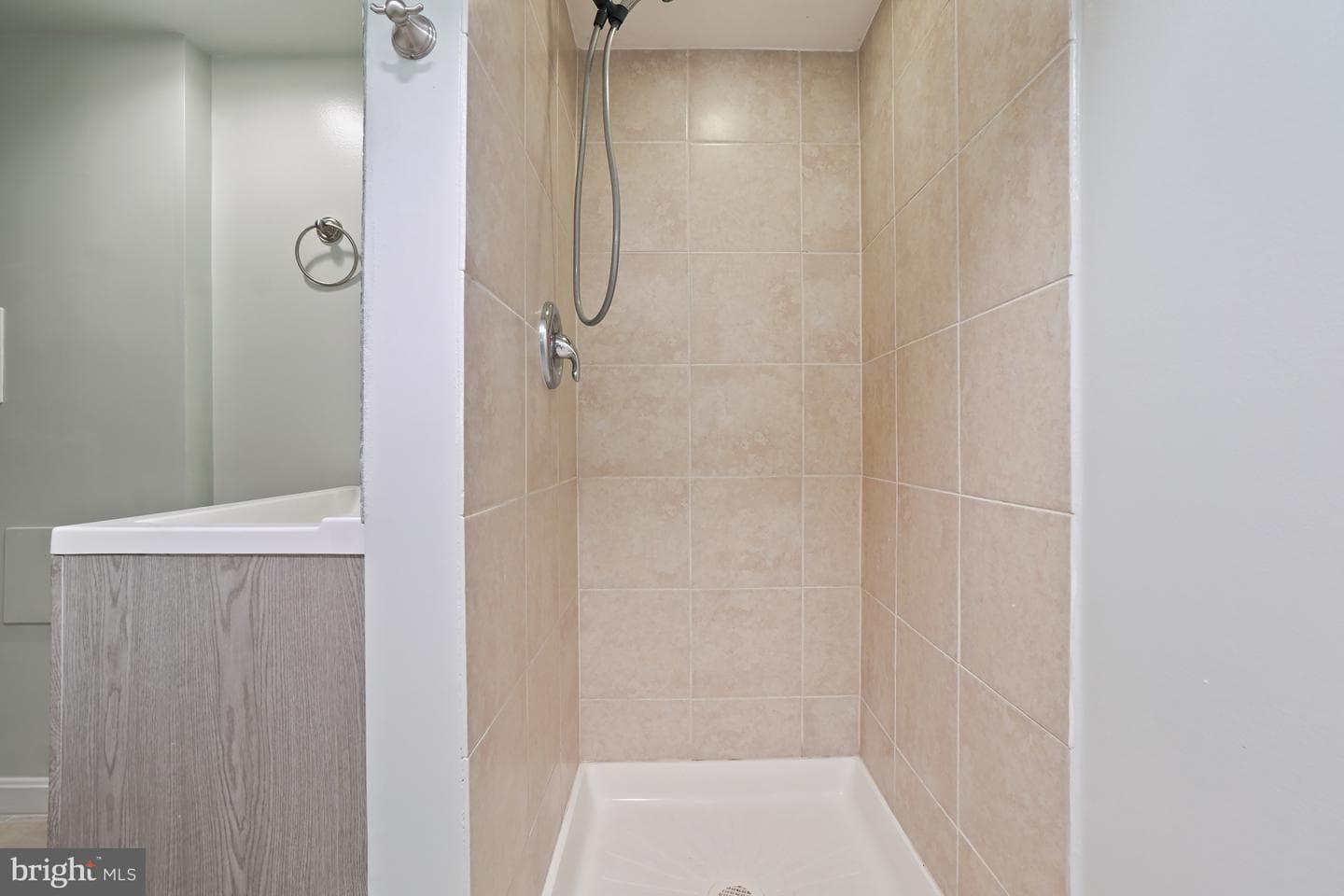 6208 Elmhurst Street photo 27
