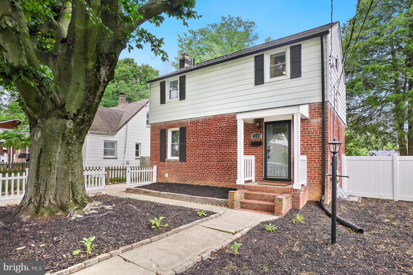 6208 Elmhurst Street photo 3