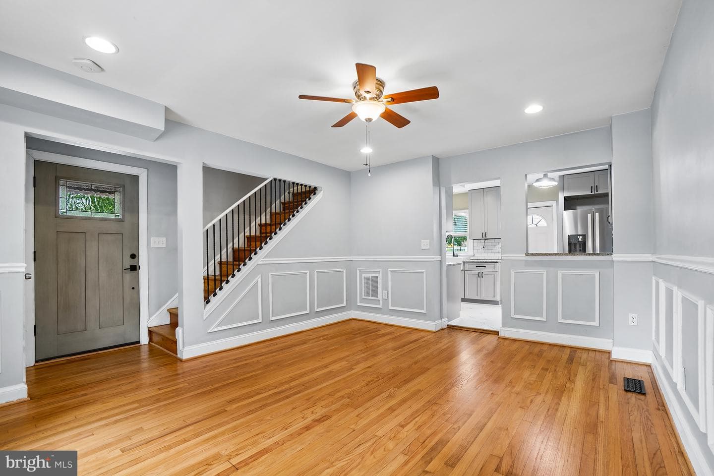 6208 Elmhurst Street photo 7