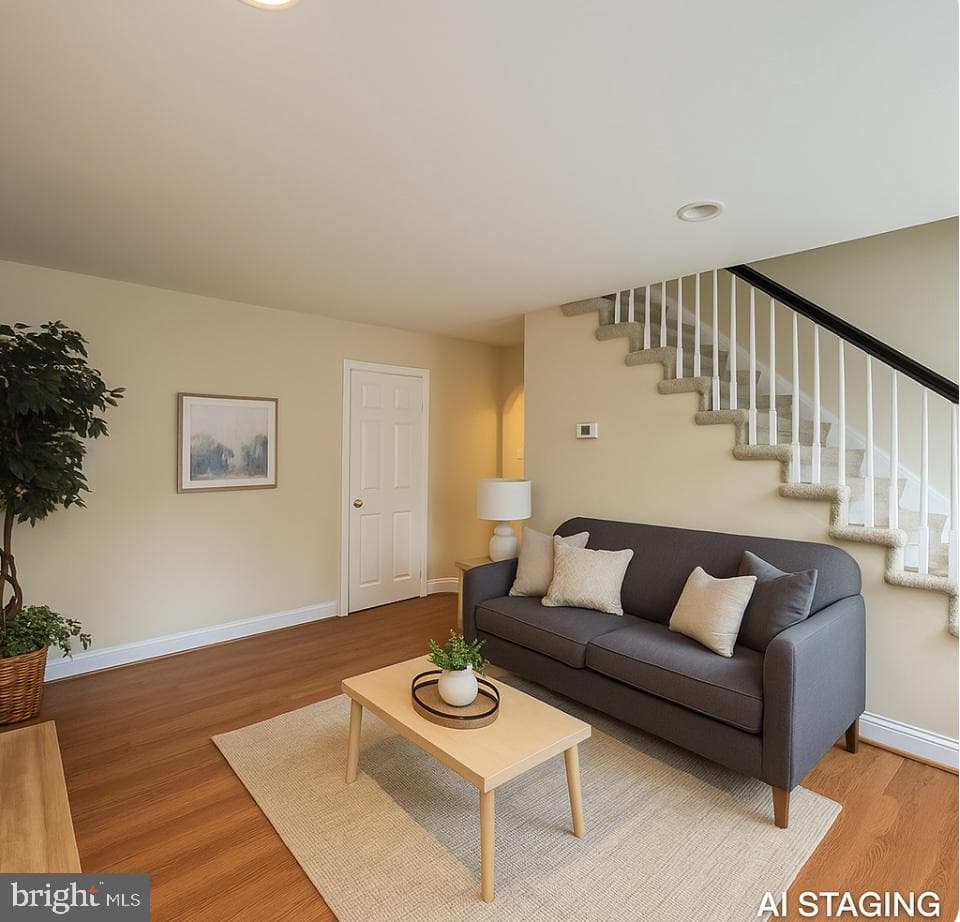 707 Mentor Avenue photo 3
