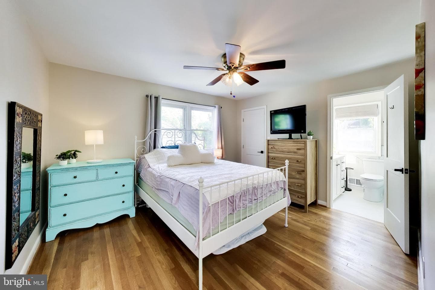 5919 Natasha Drive photo 9