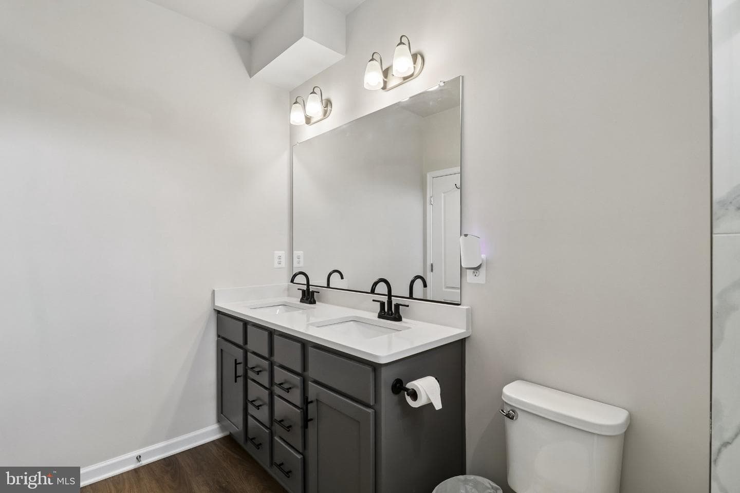 7720 Presidential Parkway photo 45