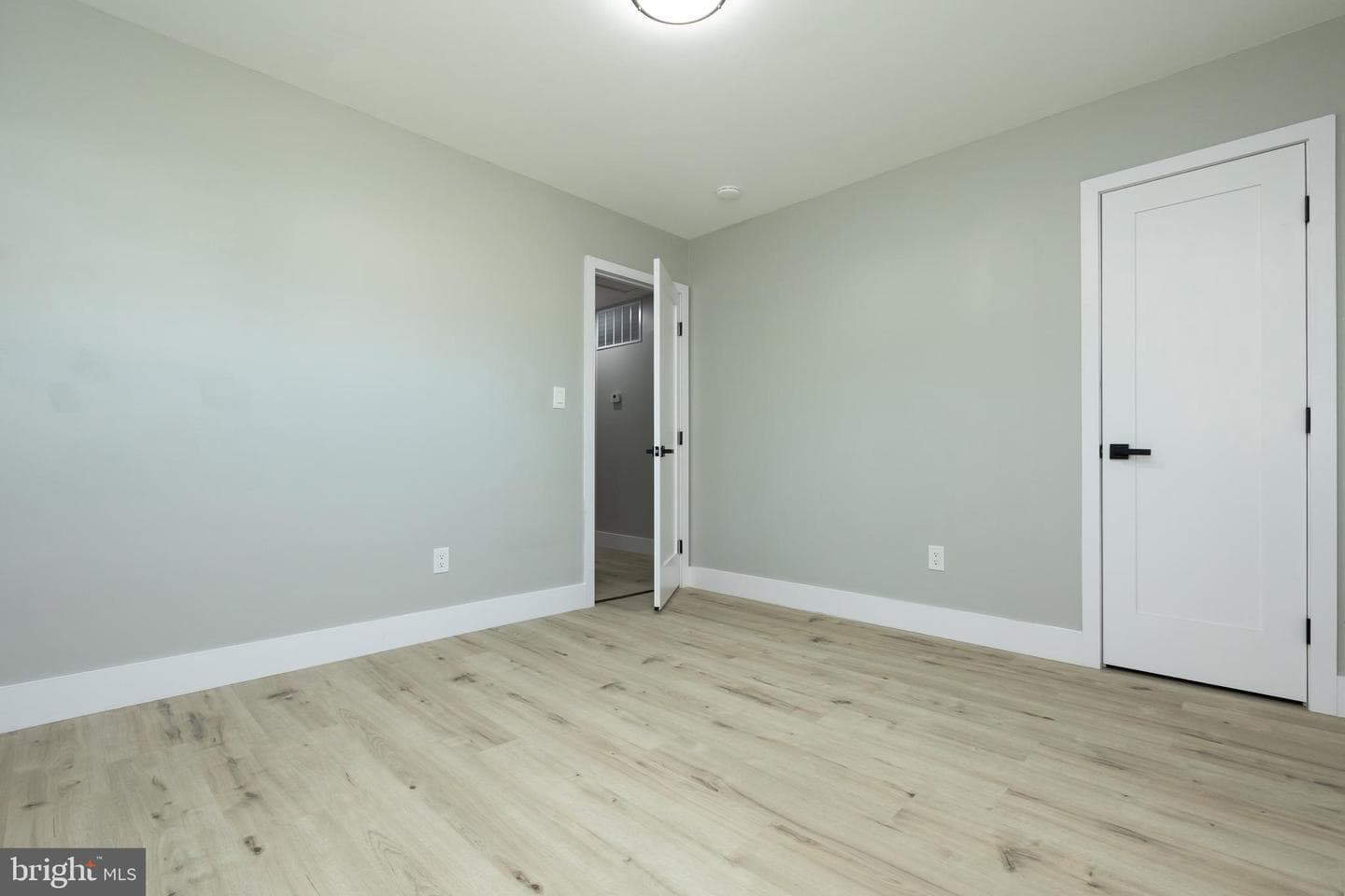 8607 Magnolia Drive photo 29