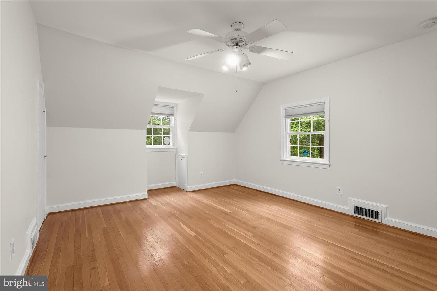 4104 Woodberry Street photo 18