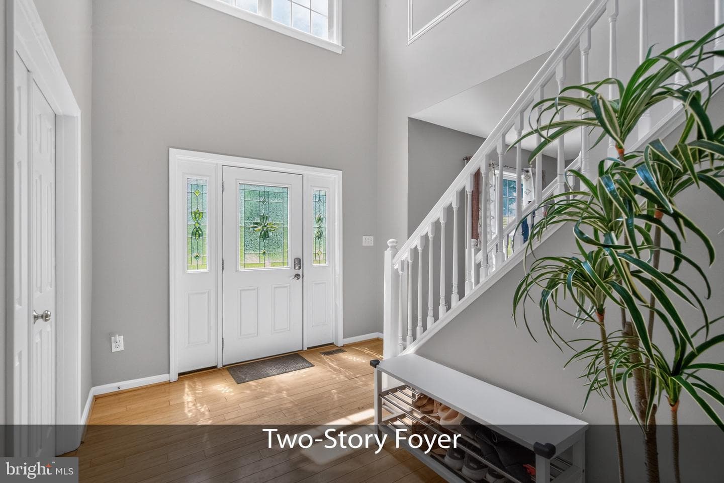 16098 Gales Street photo 5