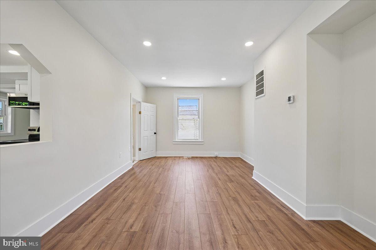 4012 Will Street photo 10
