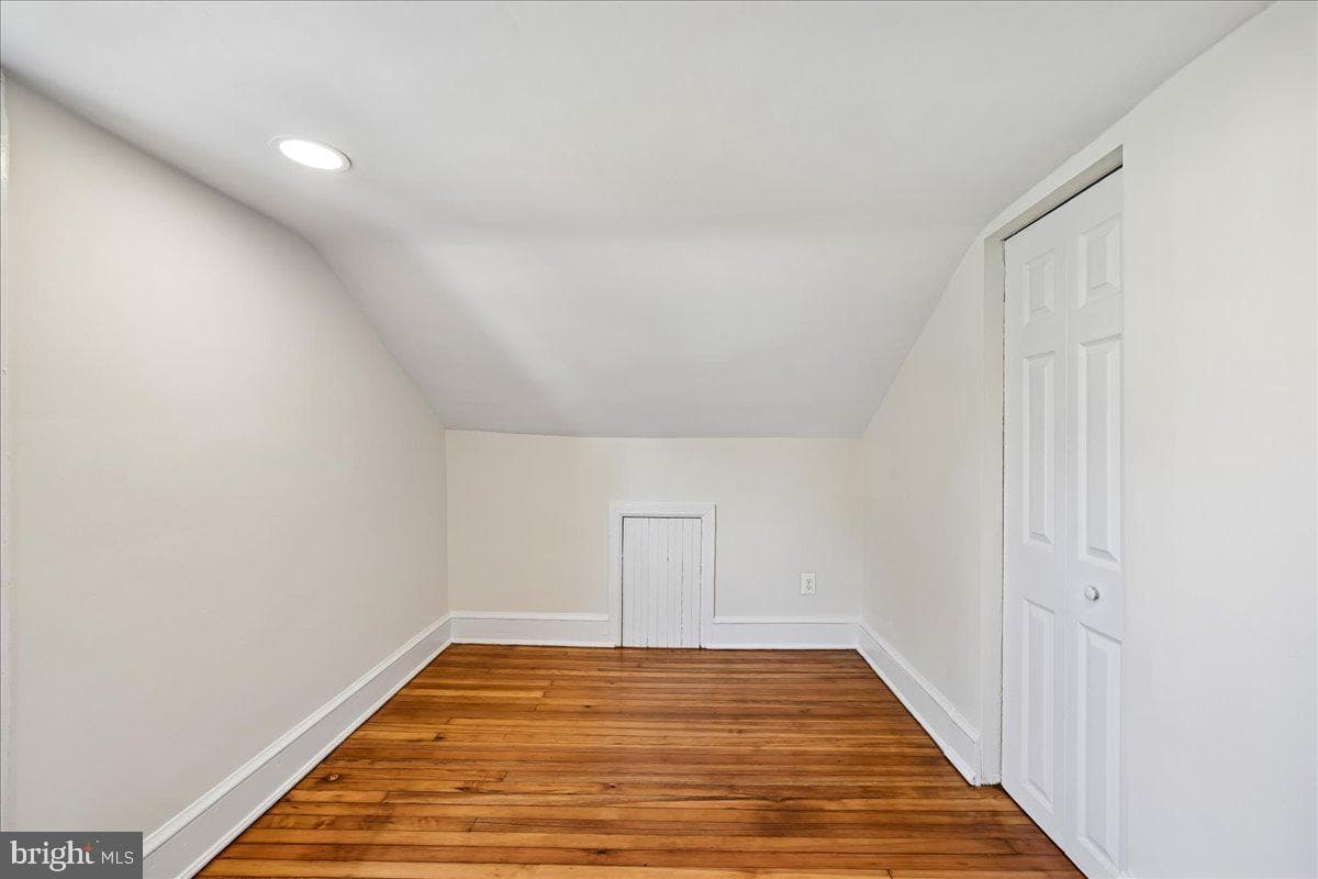 4012 Will Street photo 20