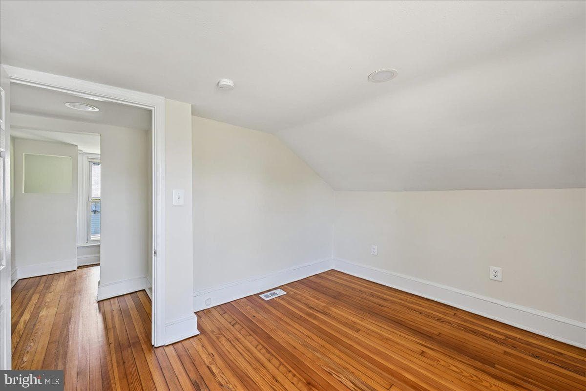 4012 Will Street photo 31