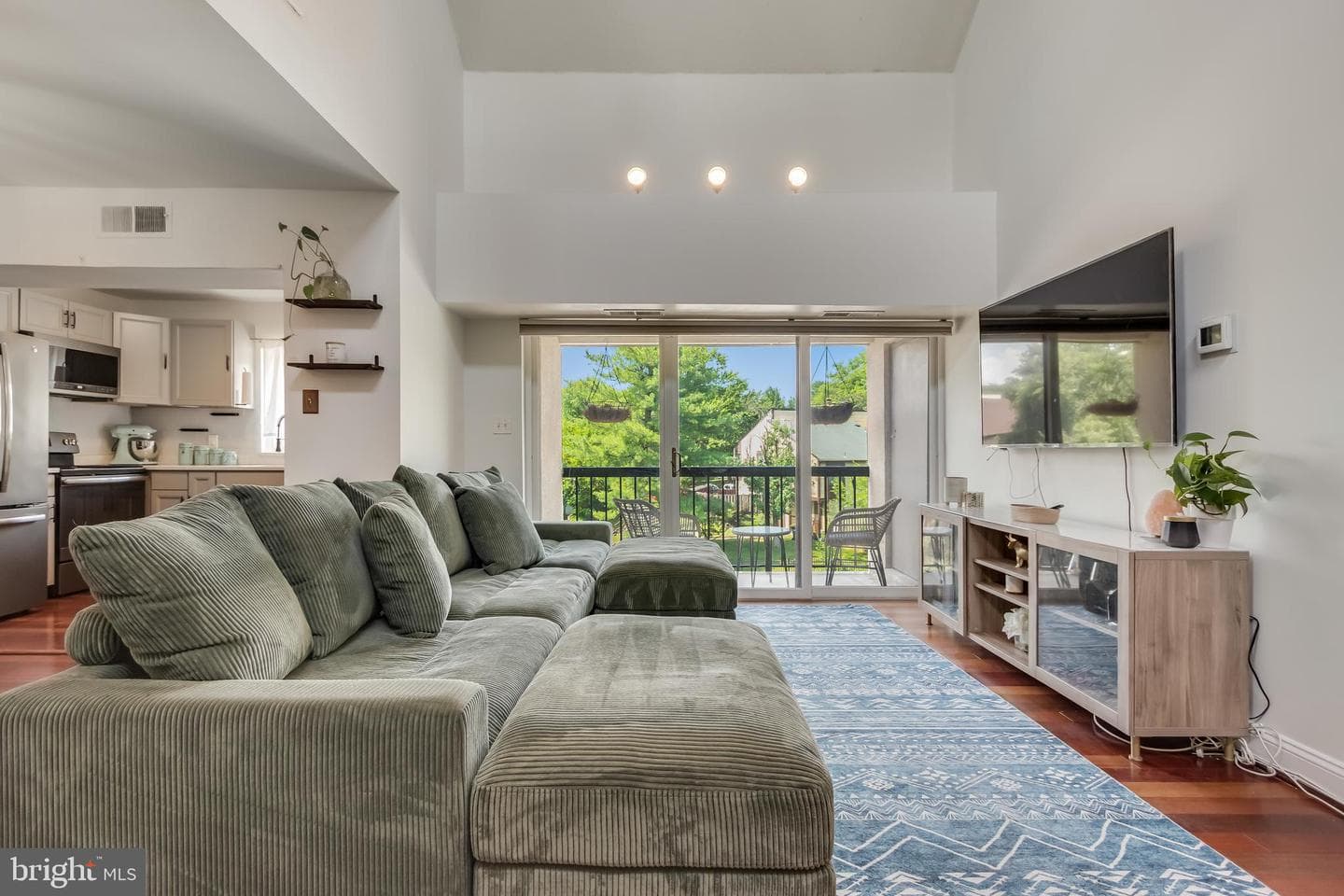 15708 Dorset Road #179 photo 4