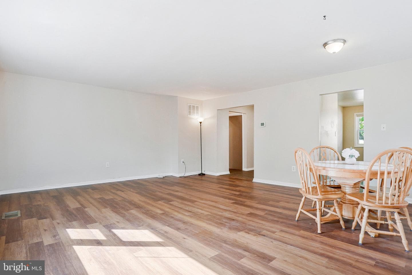 7612 Erica Lane photo 11