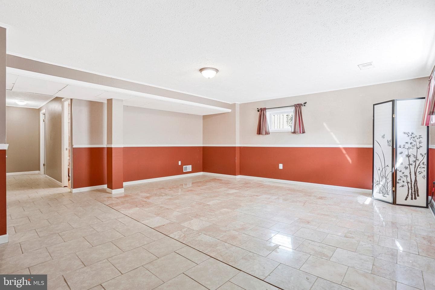 7612 Erica Lane photo 36