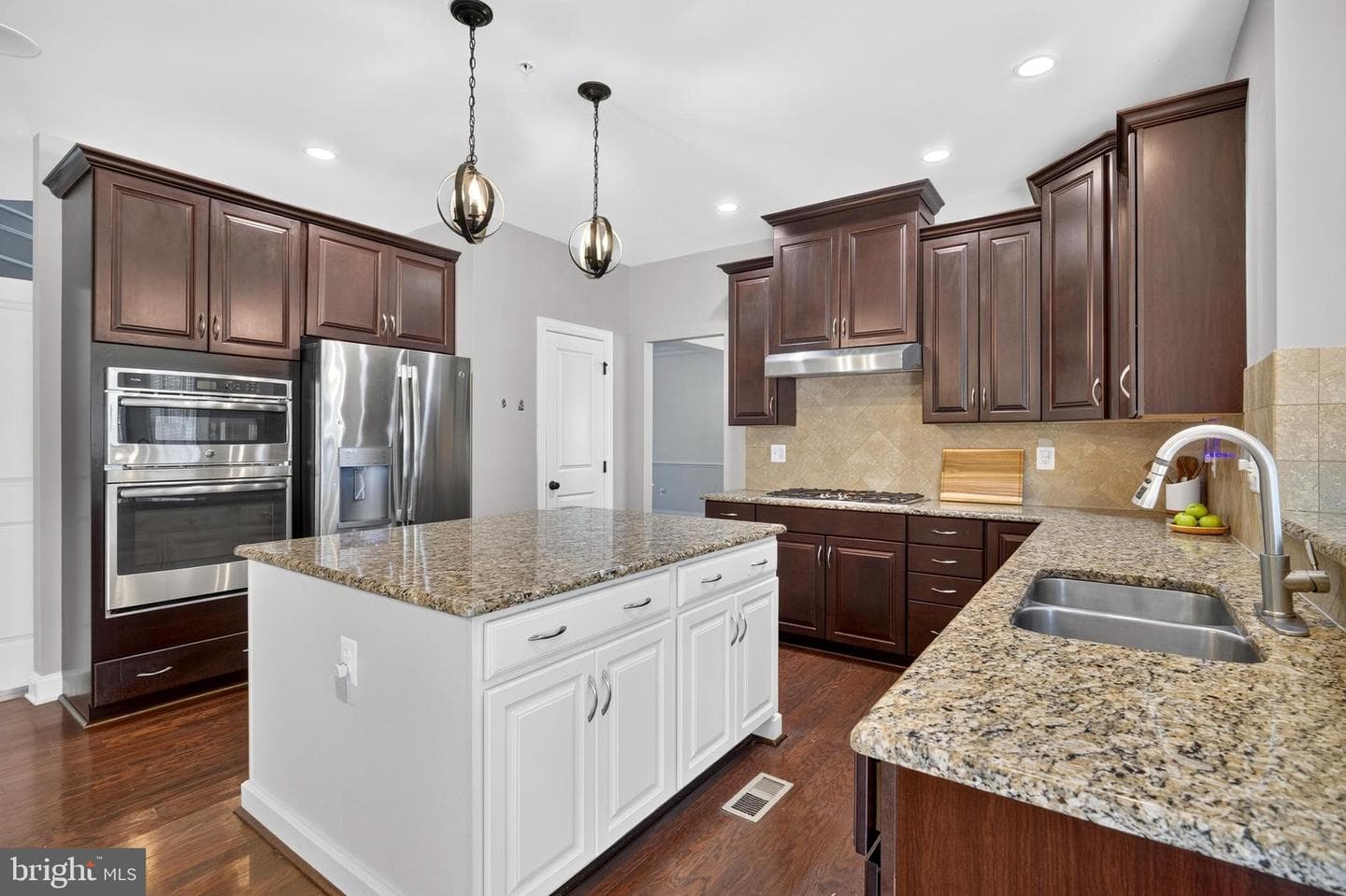 4518 Bridle Ridge Road photo 15