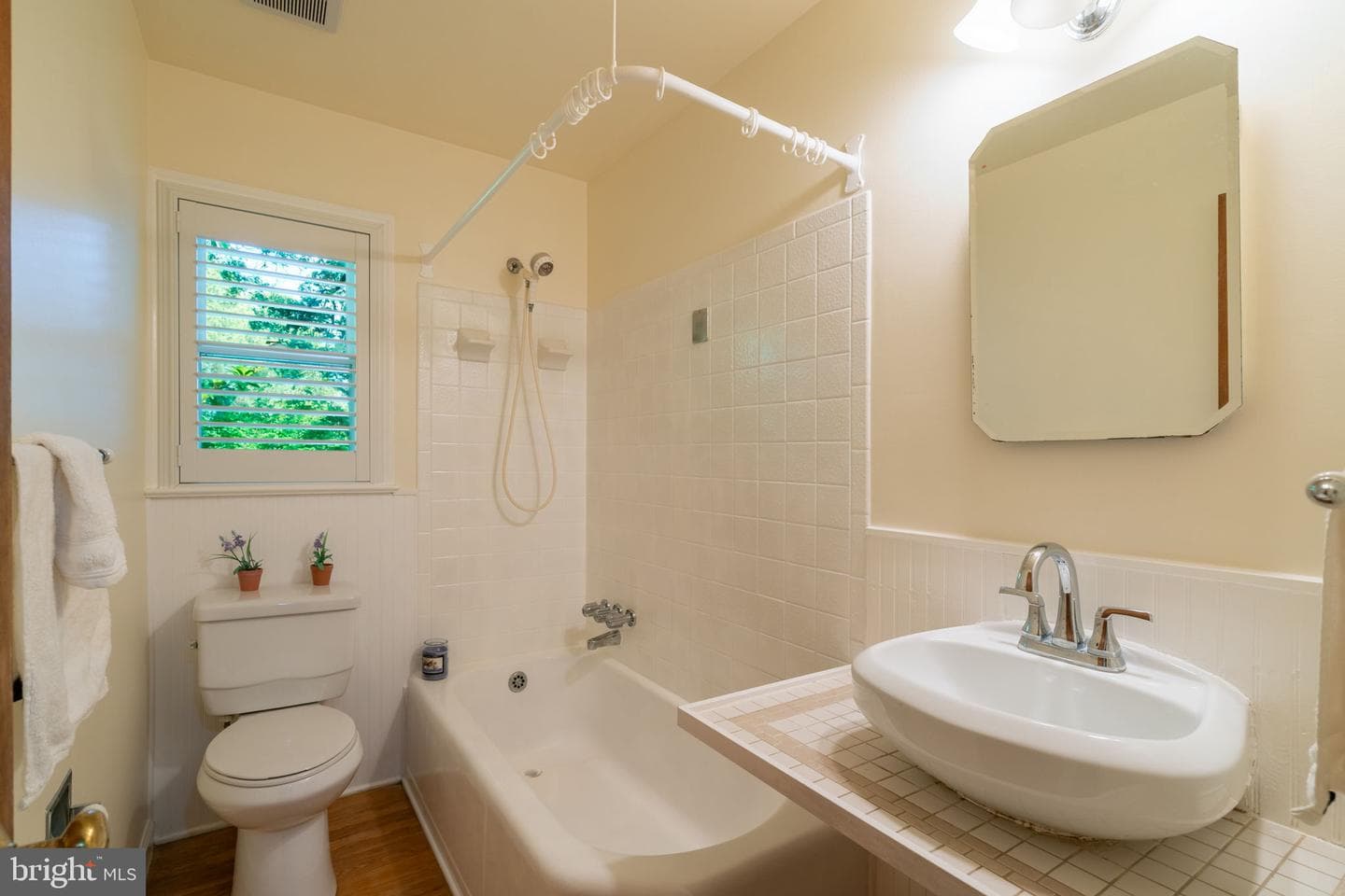 9205 49th Avenue photo 23