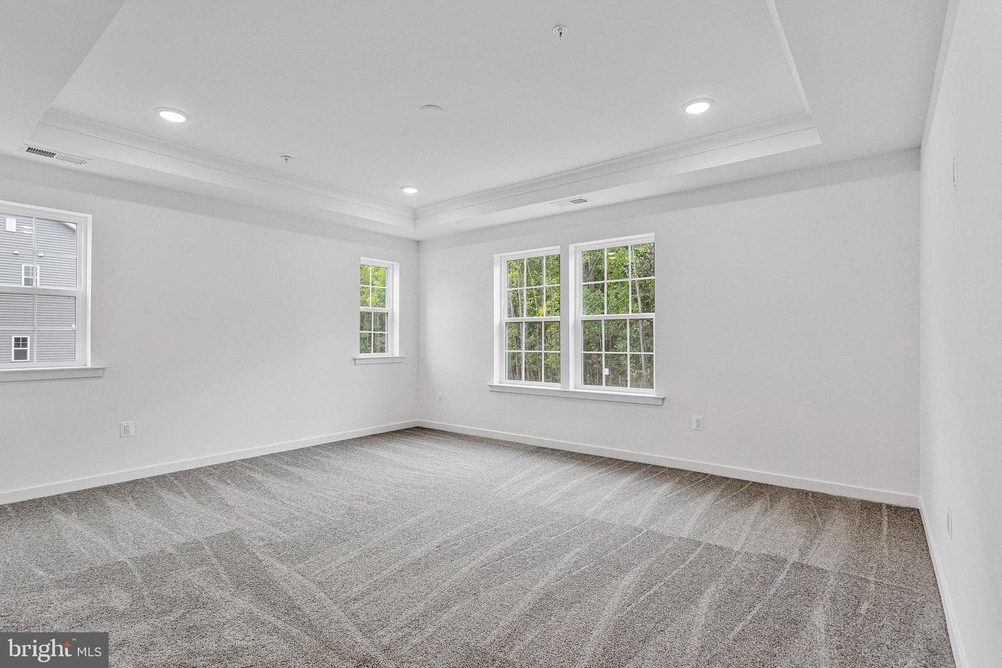 2024 Saint James Road photo 36