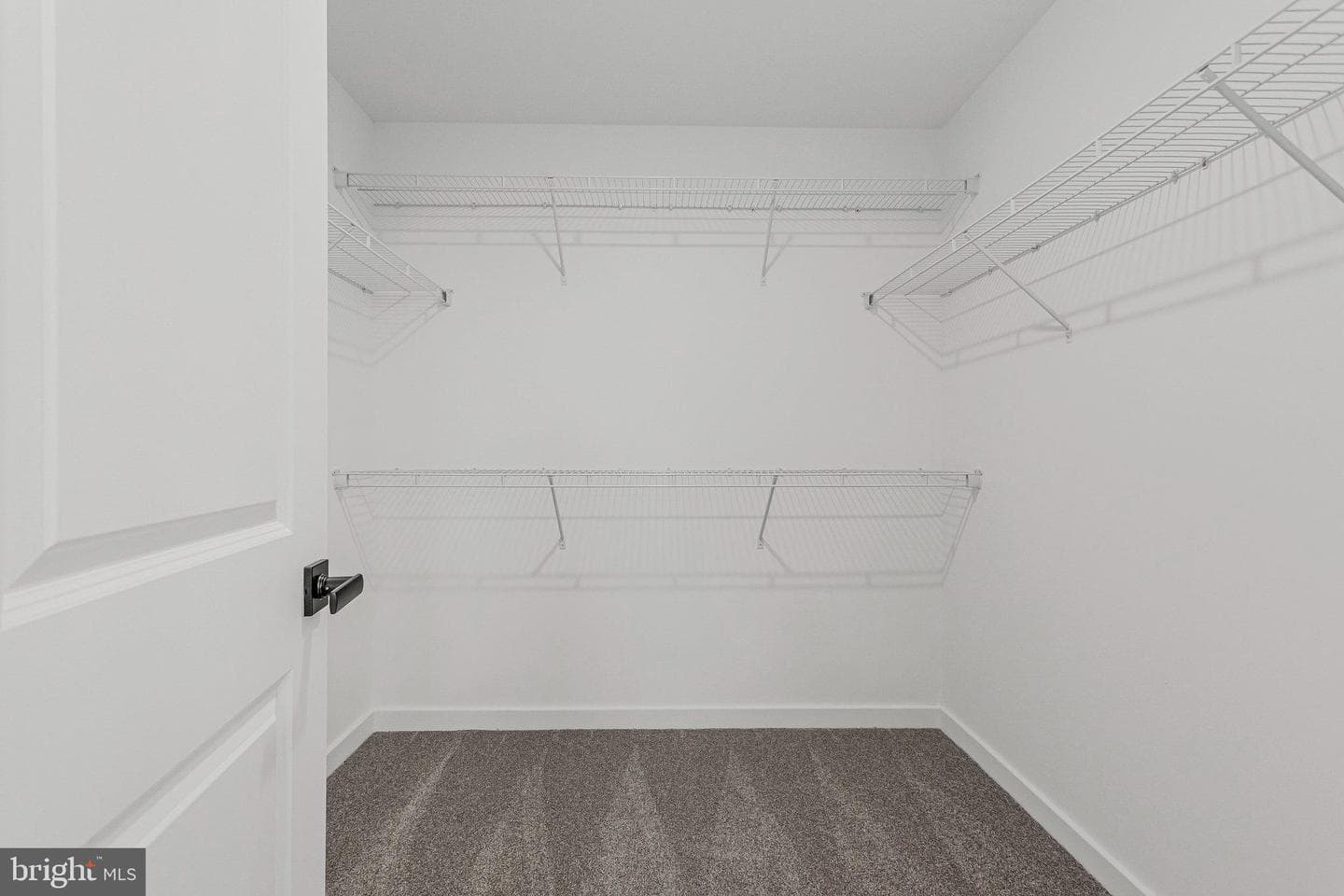 2024 Saint James Road photo 40