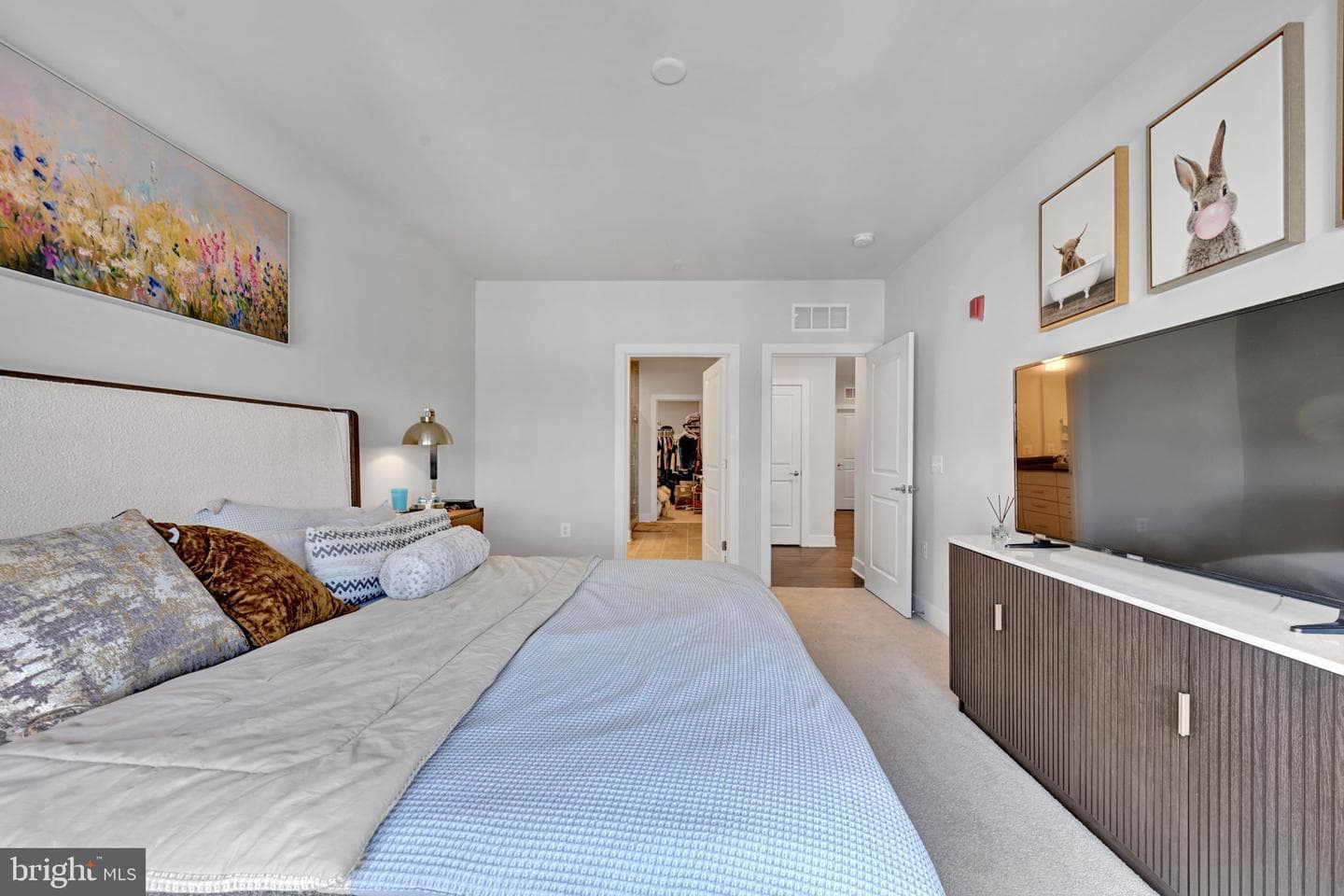 102 Saint Ives Place #401 photo 5