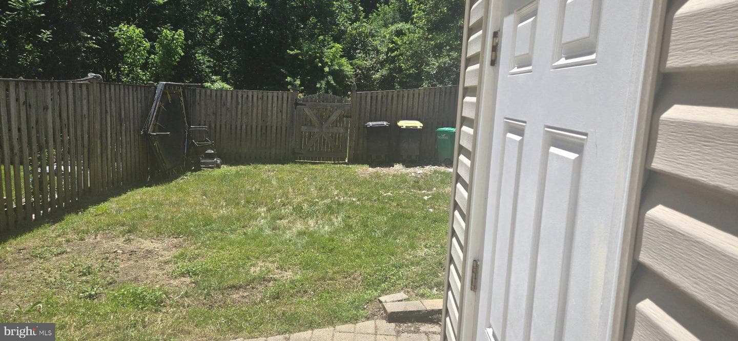 8913 Grandhaven Avenue photo 35