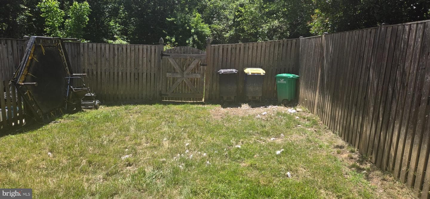 8913 Grandhaven Avenue photo 40
