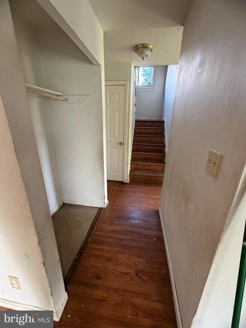 6208 Seat Pleasant Drive photo 13