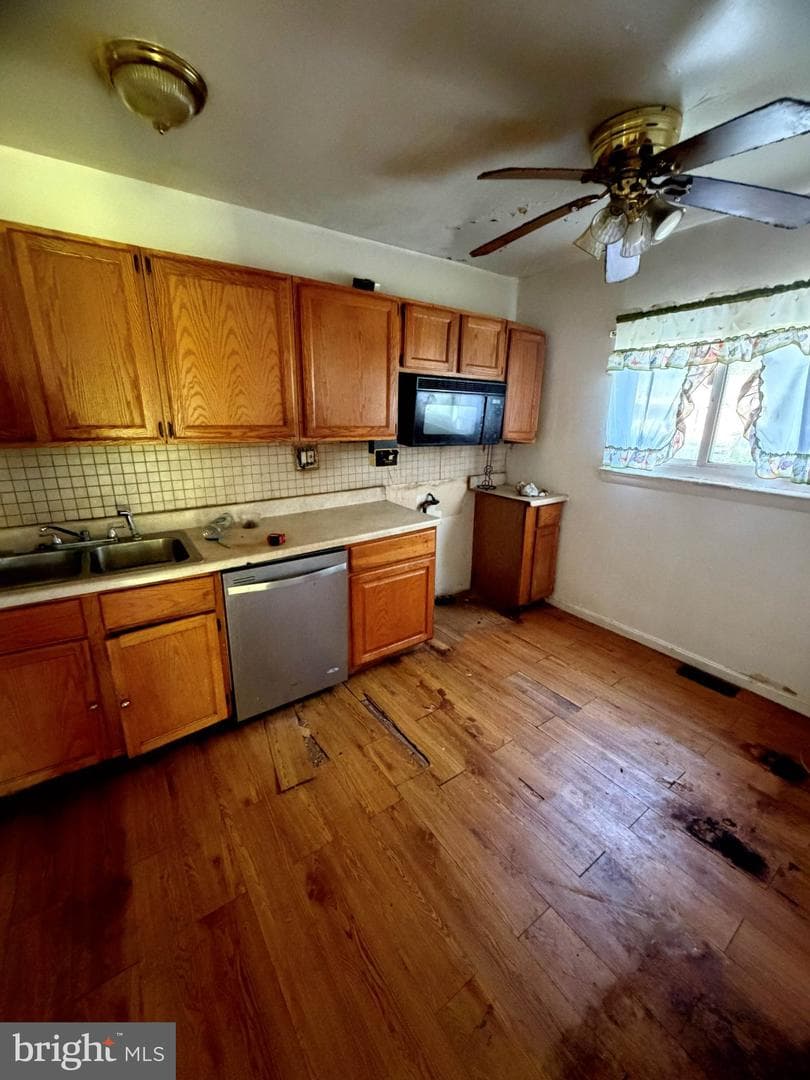 6208 Seat Pleasant Drive photo 15