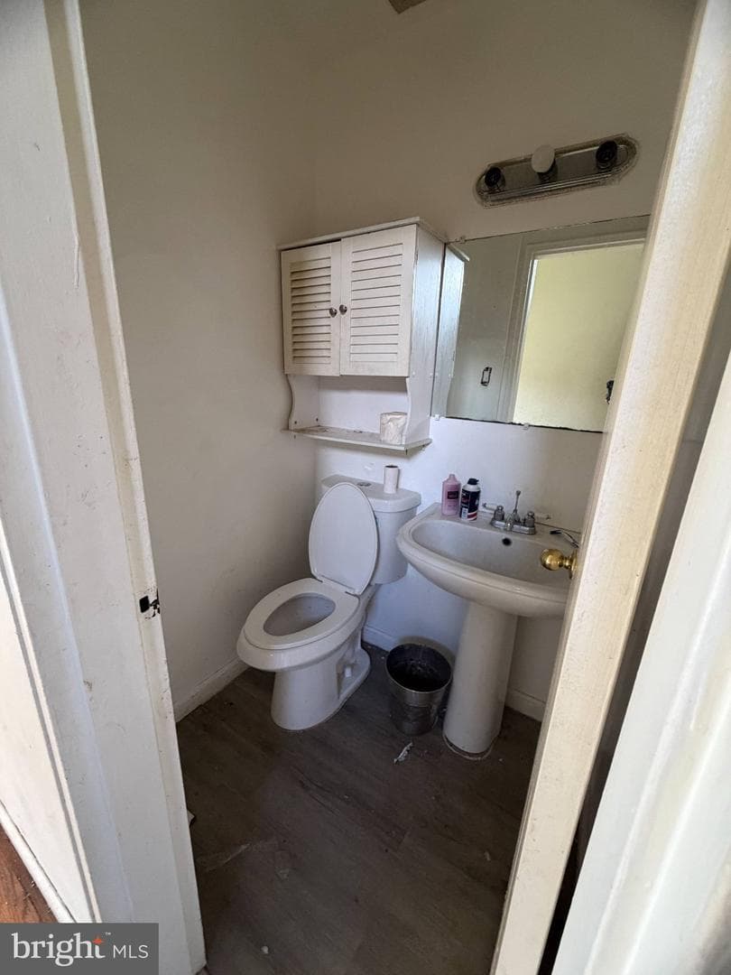 6208 Seat Pleasant Drive photo 8