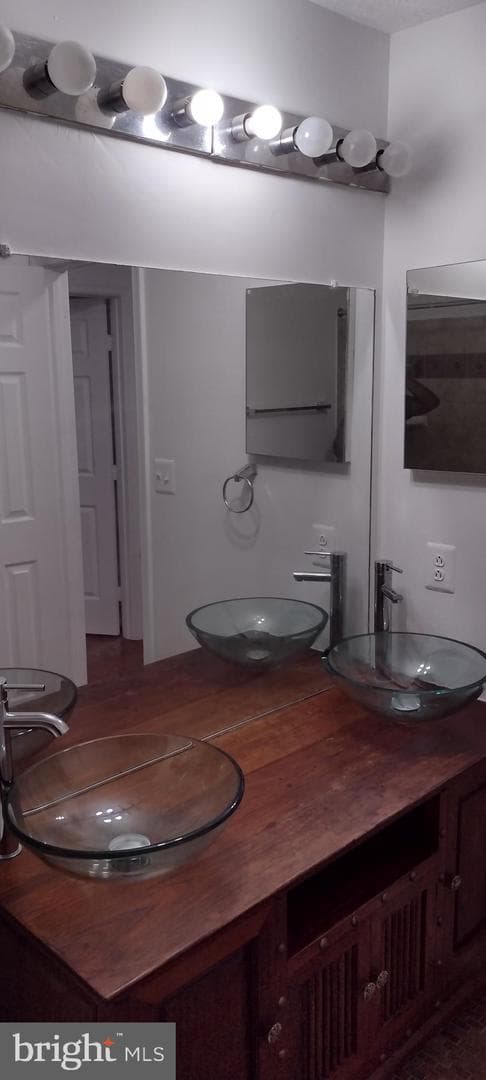 4805 Ashford Place photo 14