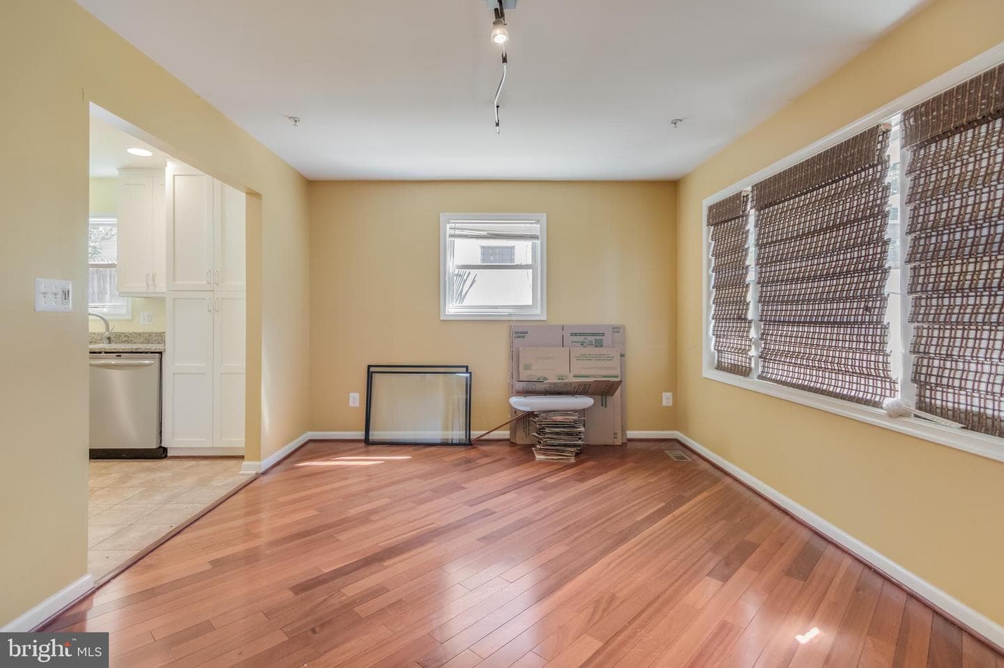 1114 Hybrid Avenue photo 10