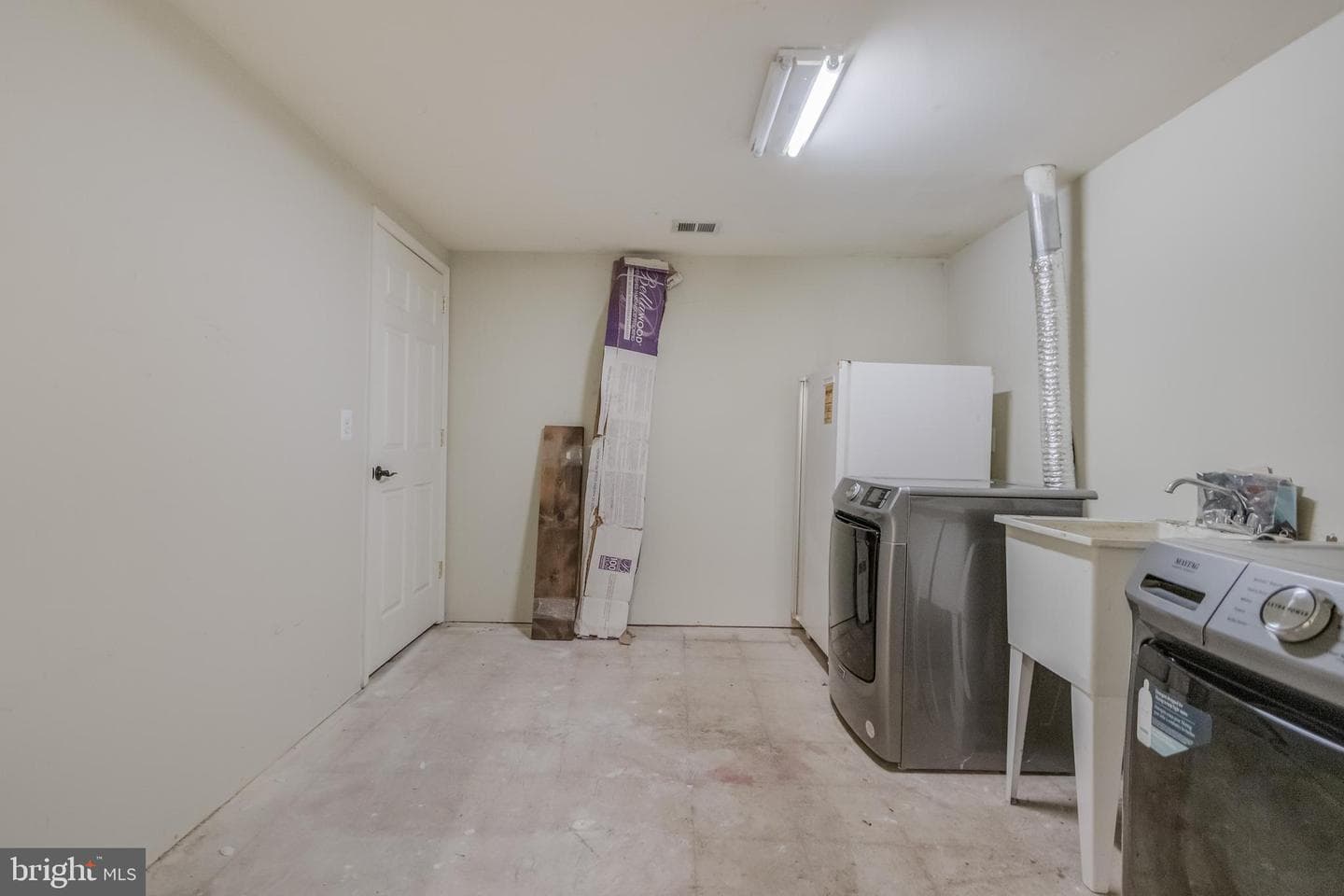 1114 Hybrid Avenue photo 30