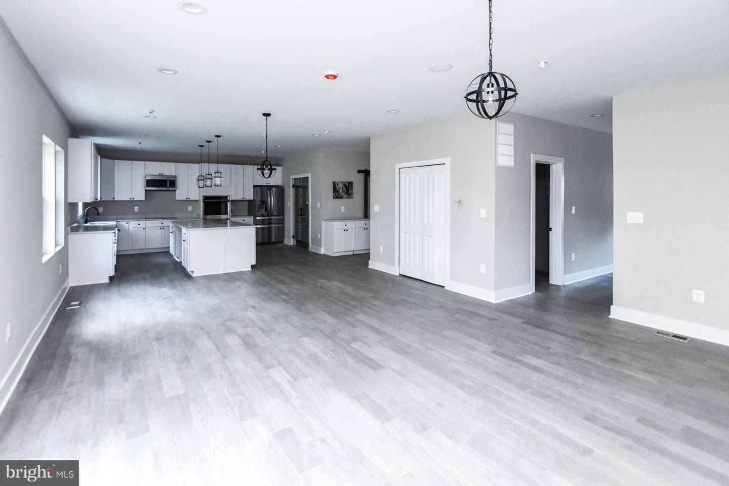 16311 Ayrwood Lane photo 6