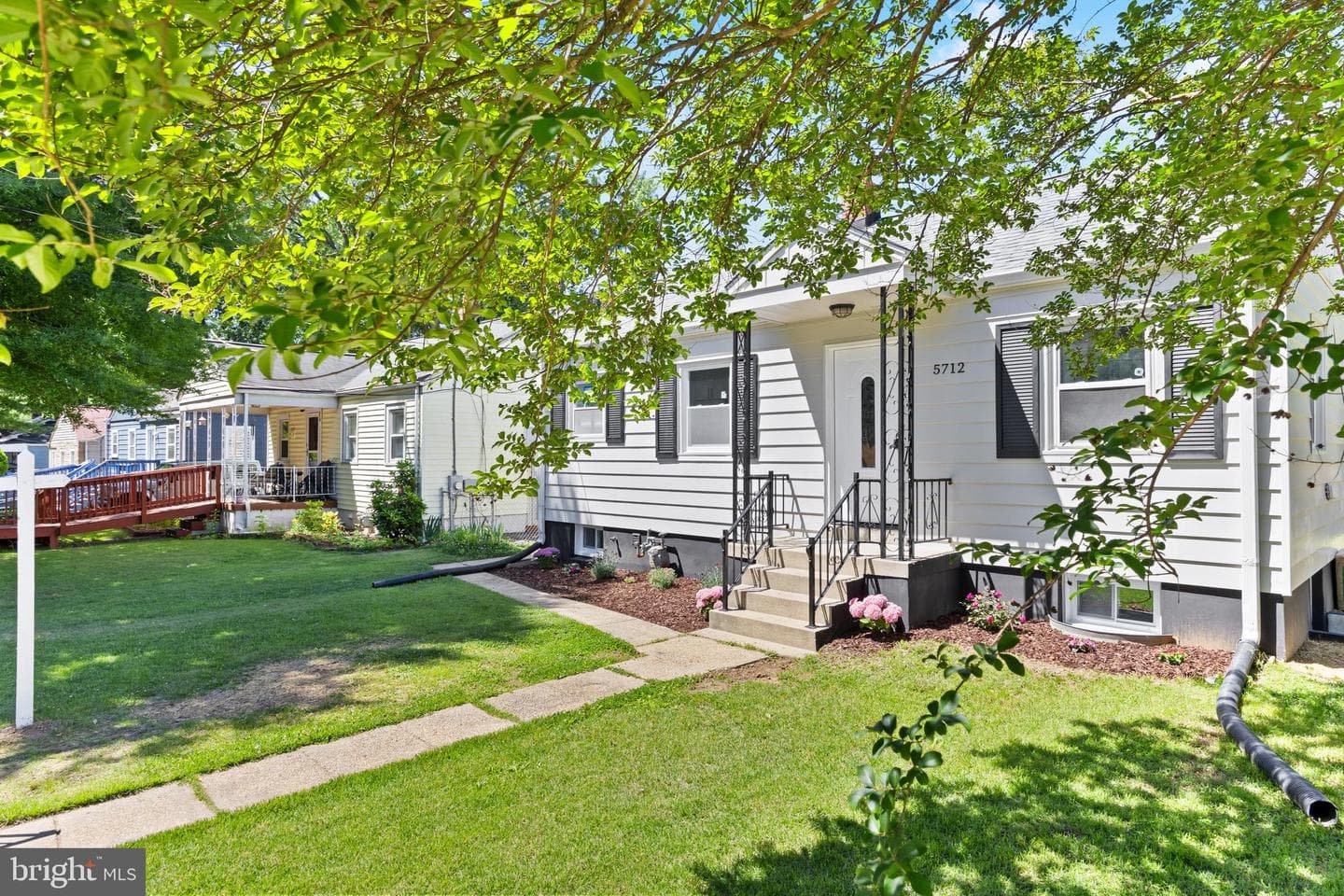 5712 30th Avenue photo 4