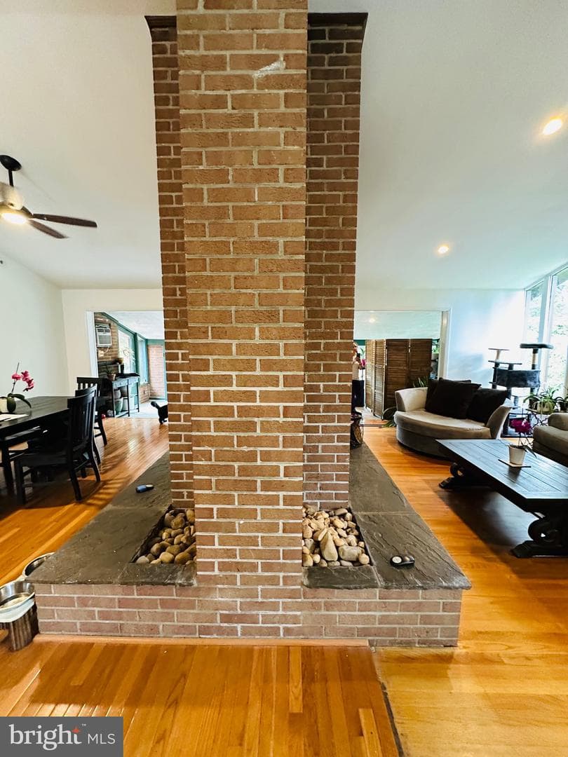 1811 Clayton Drive photo 20