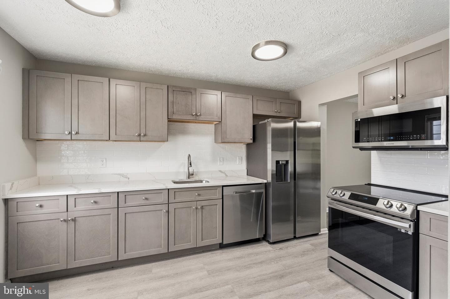 2034 N Anvil Lane photo 4
