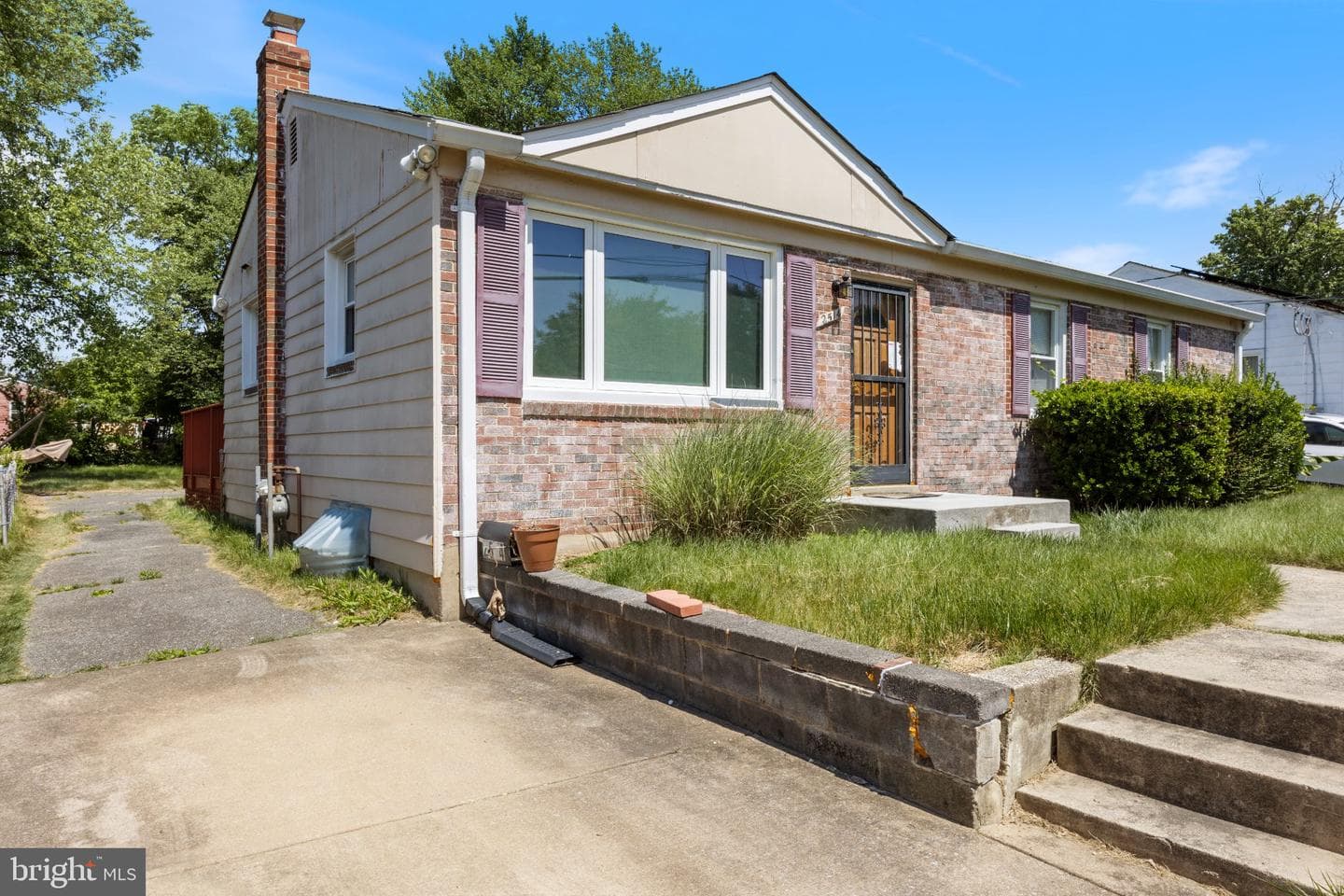 2514 Ritchie Road photo 2