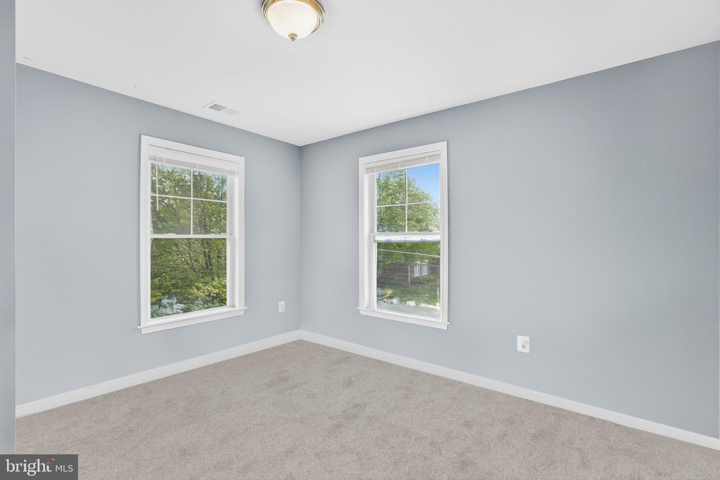 4702 Tecumseh Street photo 30