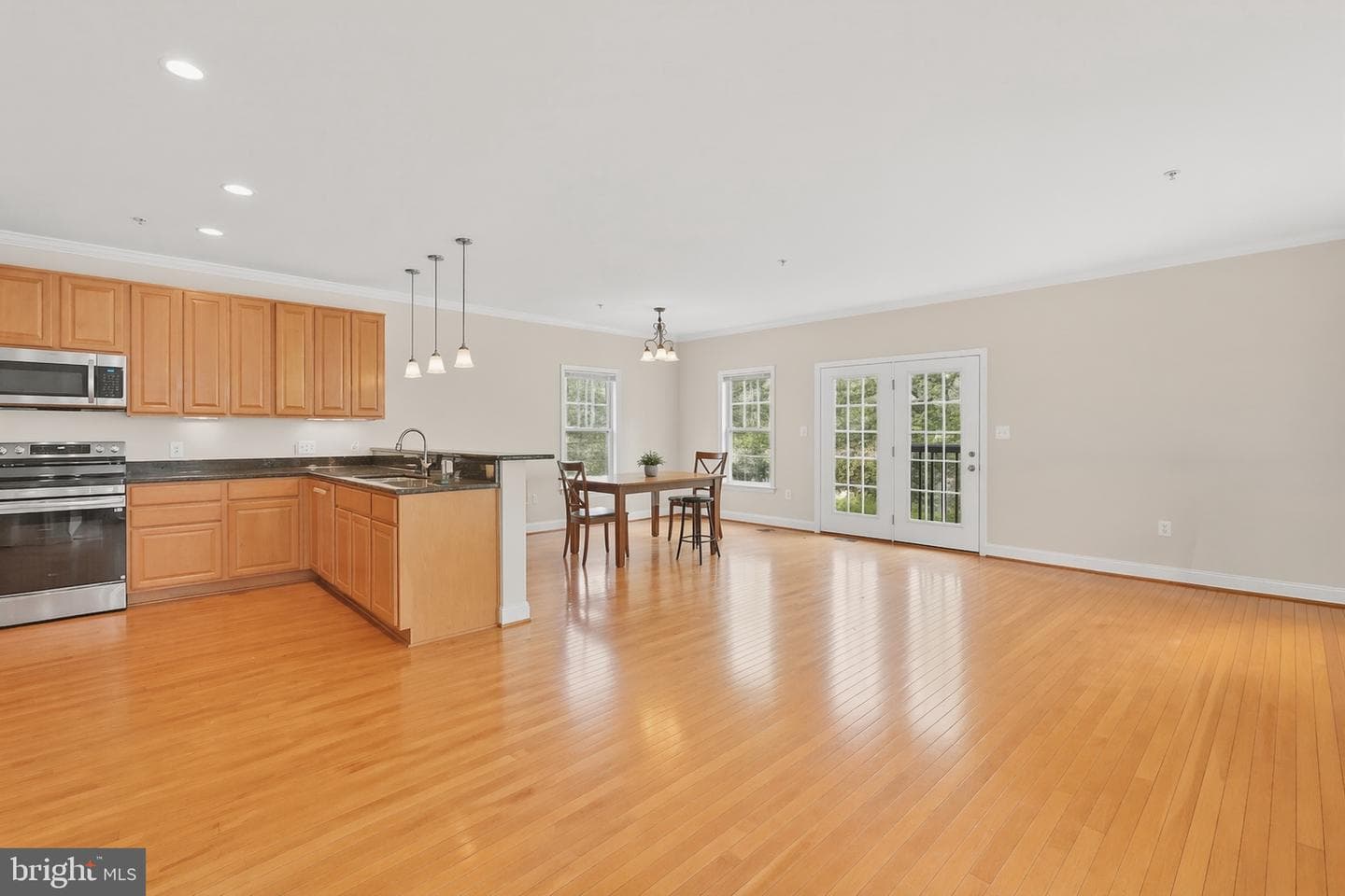 4702 Tecumseh Street photo 4