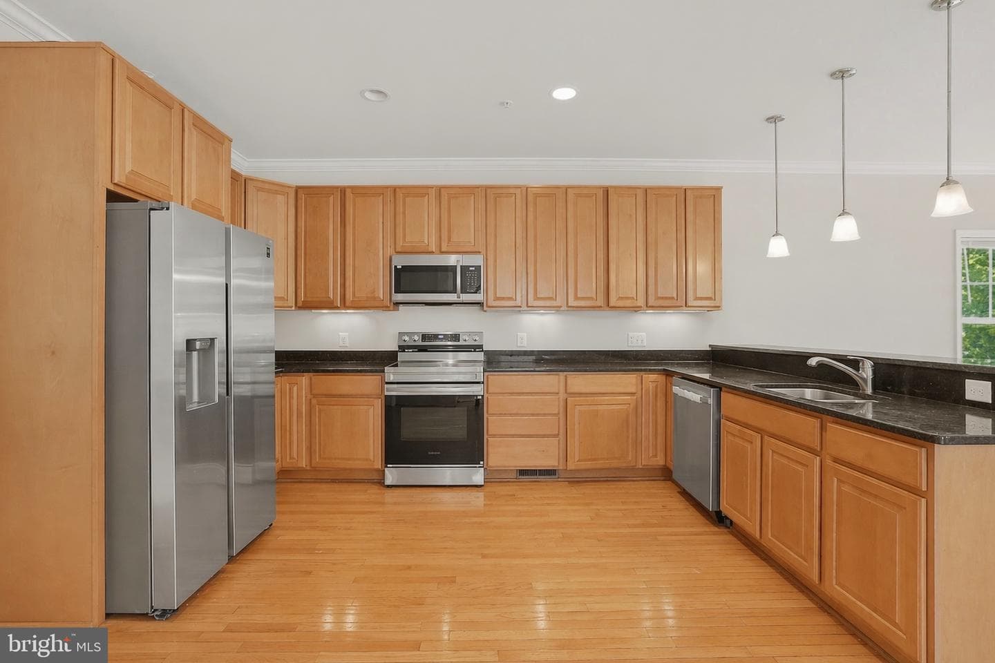4702 Tecumseh Street photo 6