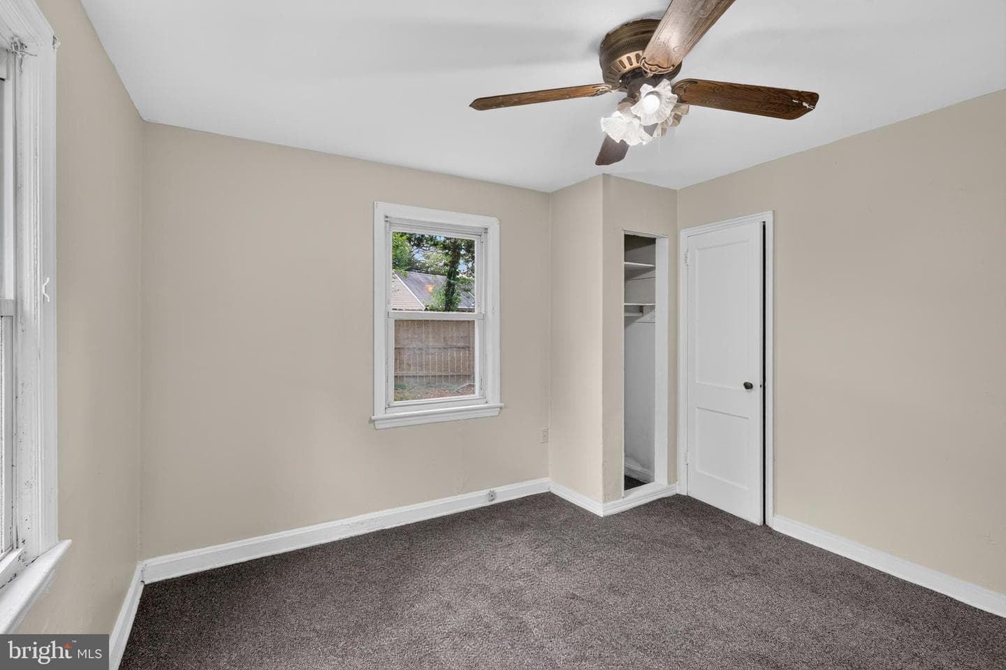 6903 Shepherd Street photo 15