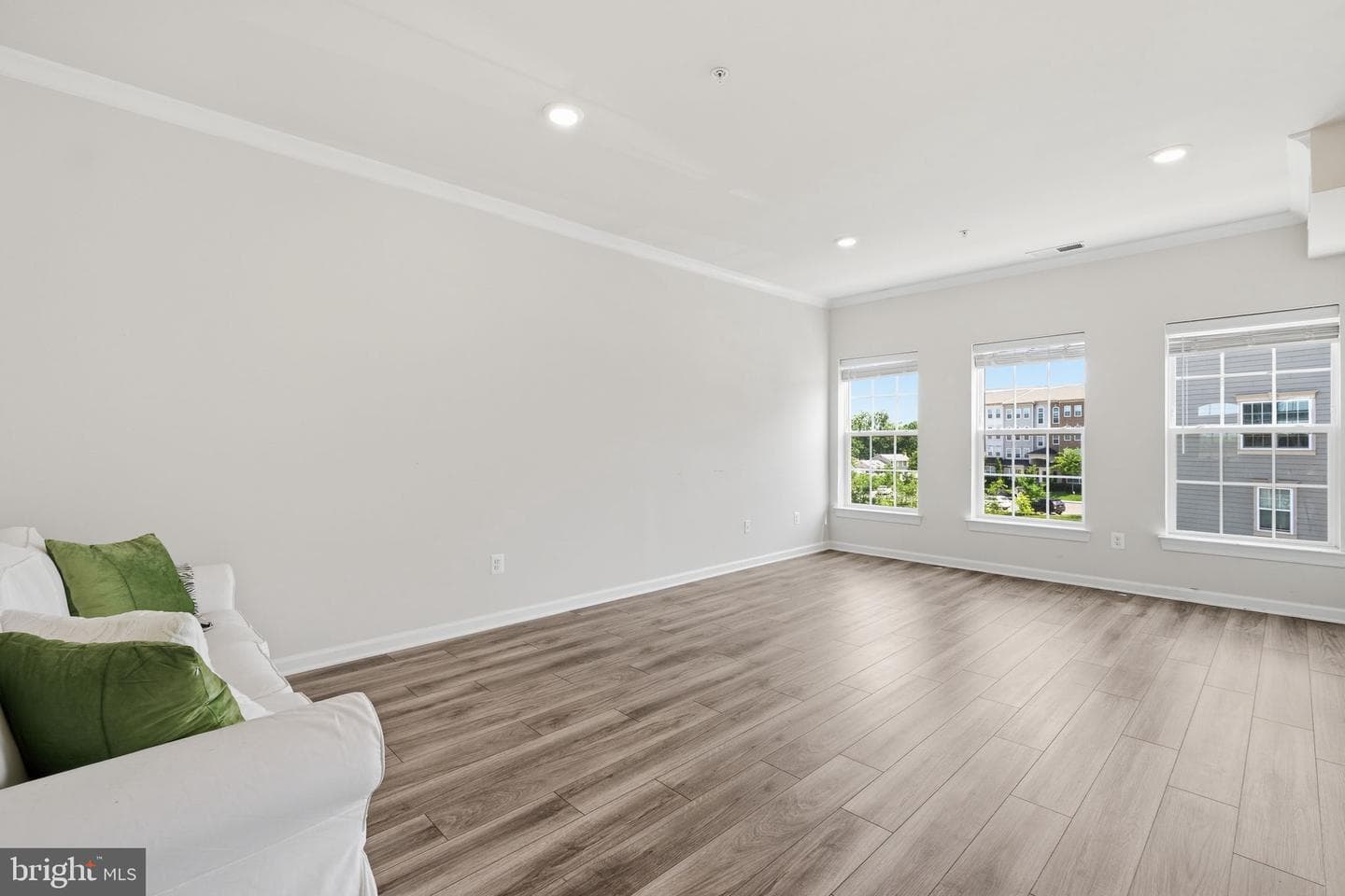5604 Lanteen Street photo 4