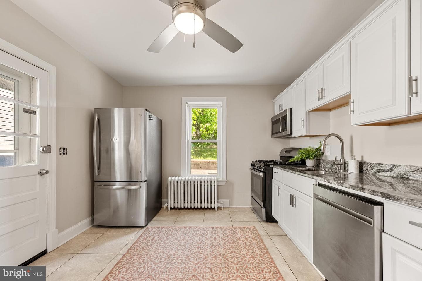 3204 Perry Street photo 12