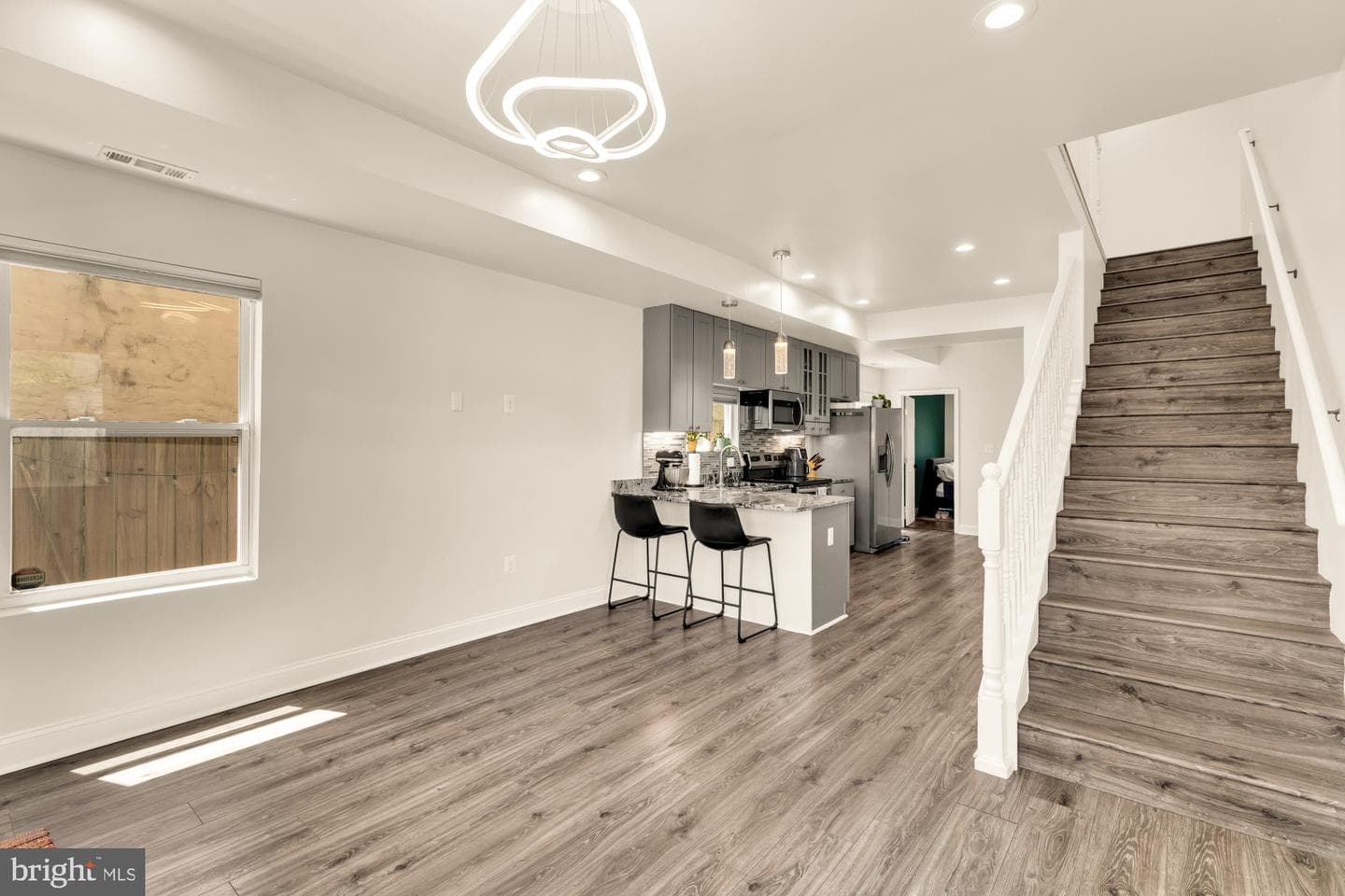 1002 58th Avenue photo 3