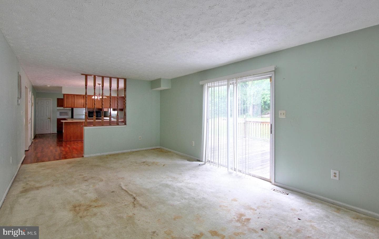 10711 Featherstone Drive photo 11