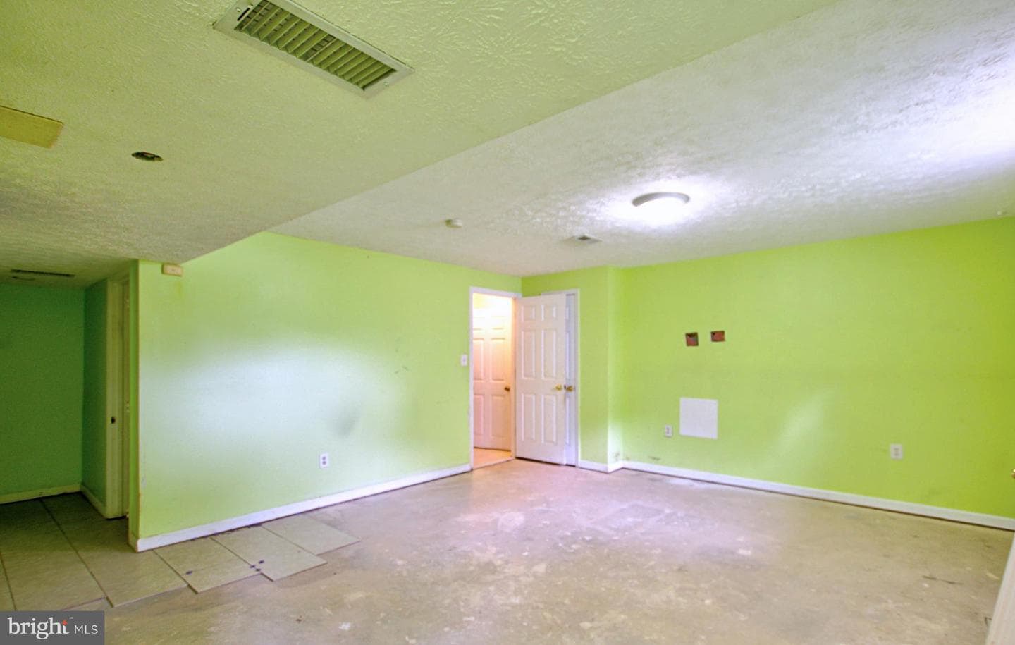 10711 Featherstone Drive photo 33