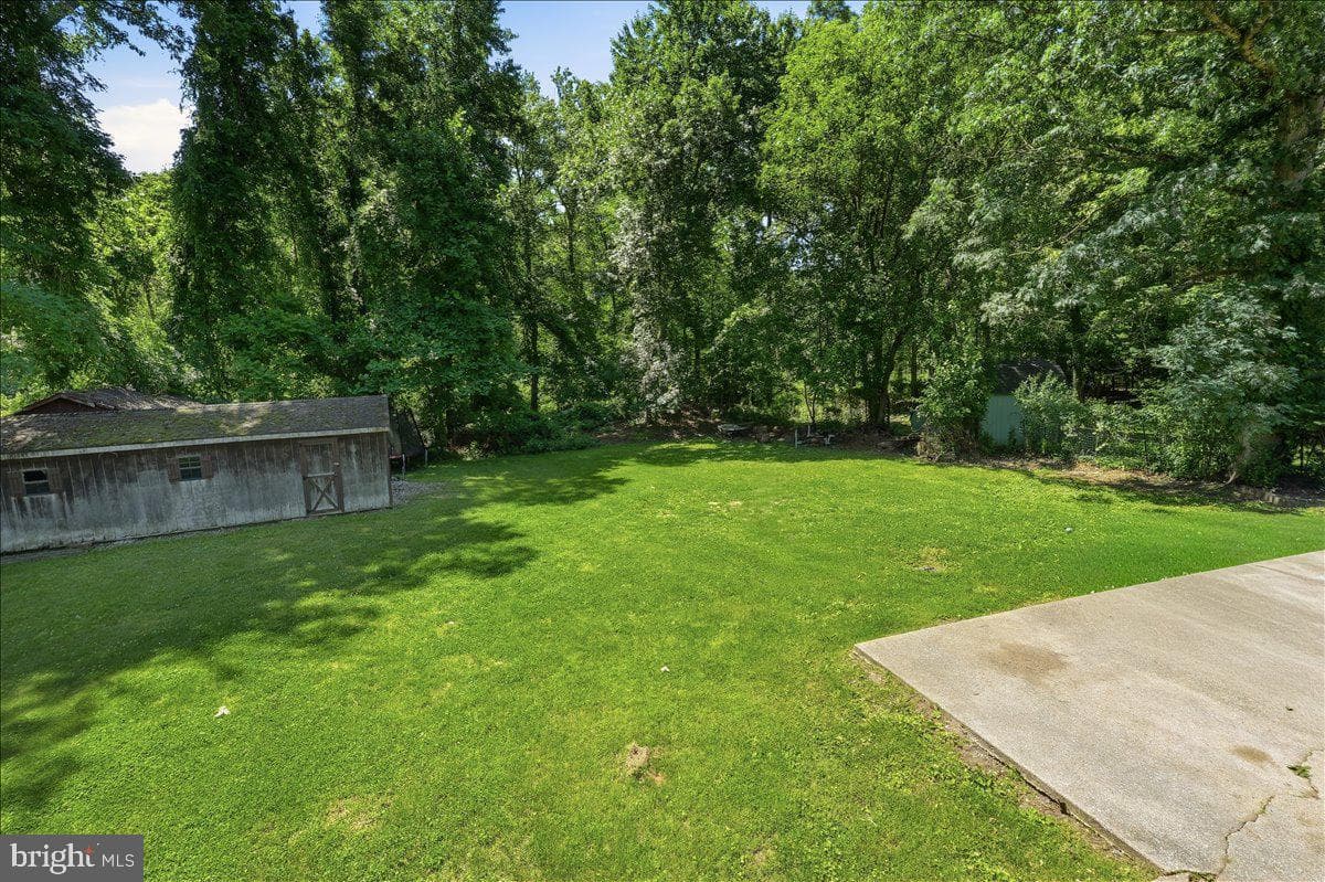 5919 Chris Mar Avenue photo 32