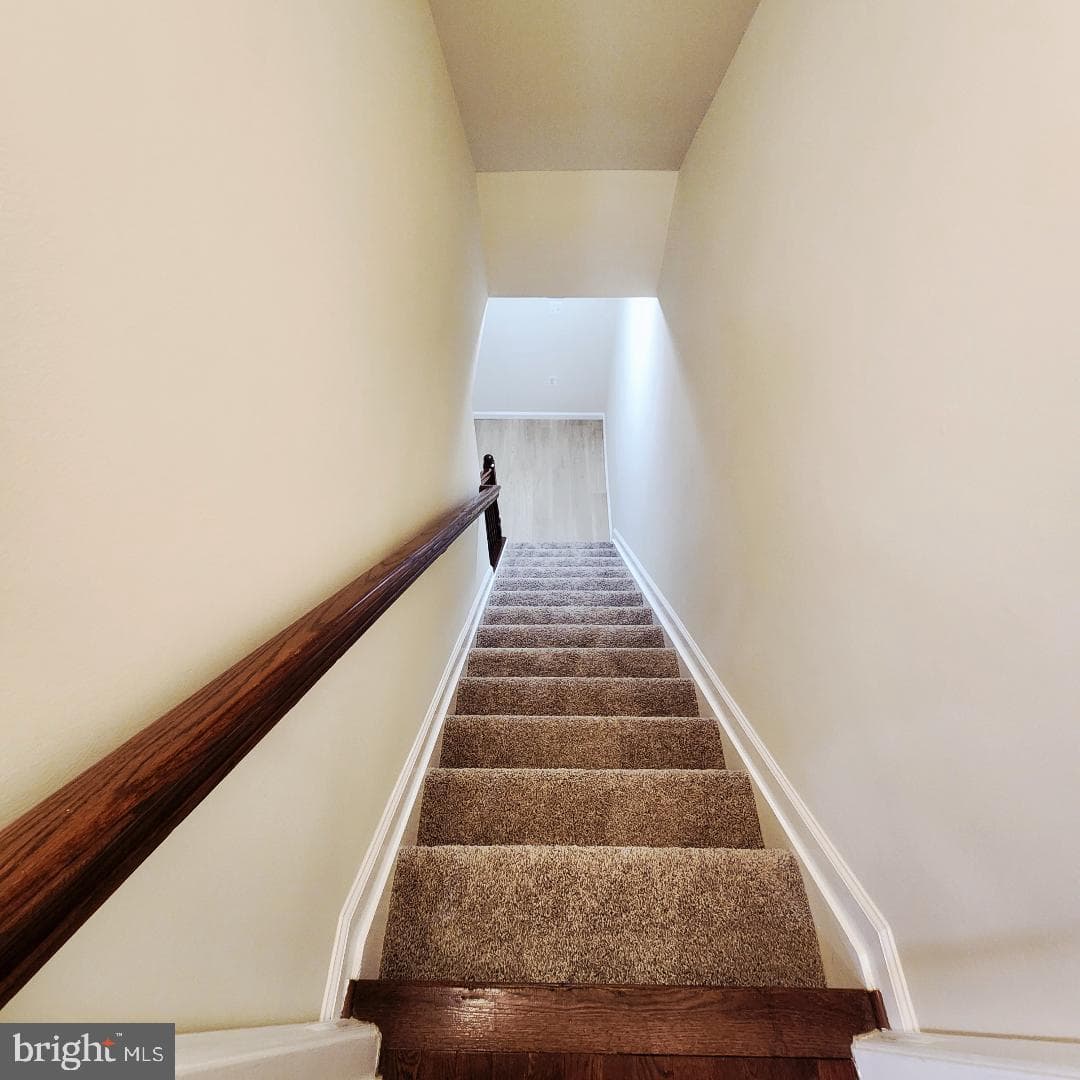 15625 Chadsey Lane photo 13