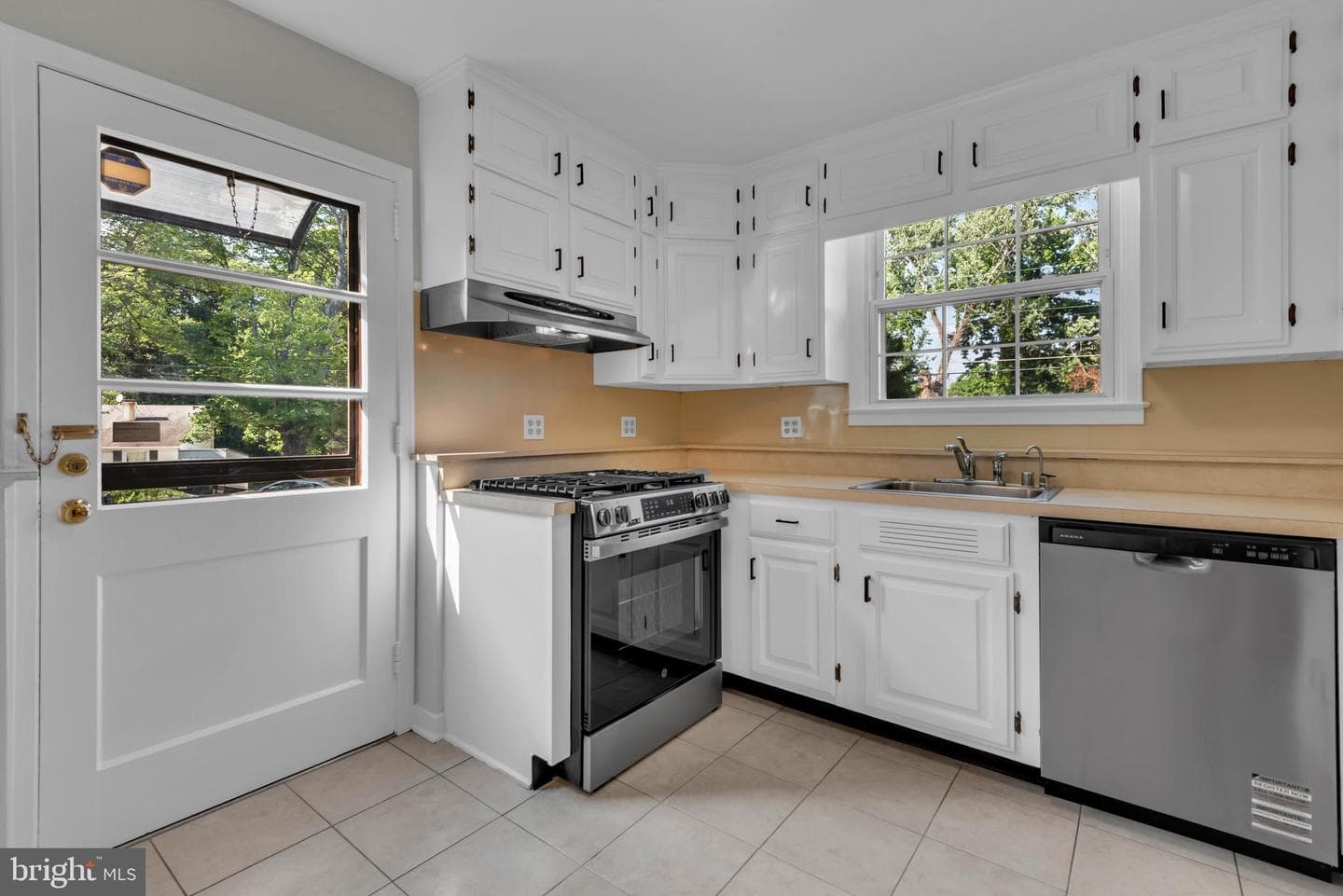 415 Winslow Road photo 15