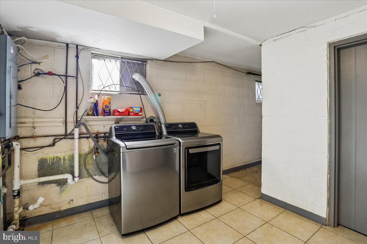 6410 White Oak Avenue photo 37